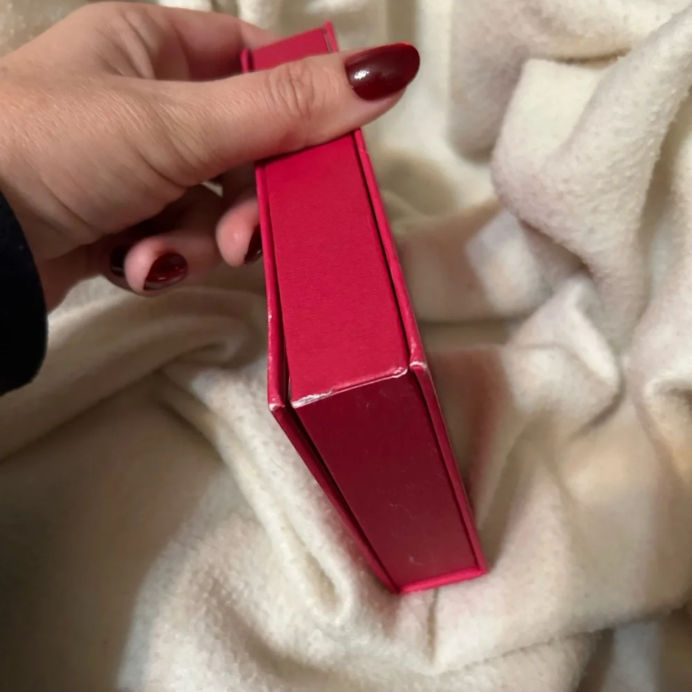 Anthropologie “MOM” Candle Charms – Sentimental Giftable Accent